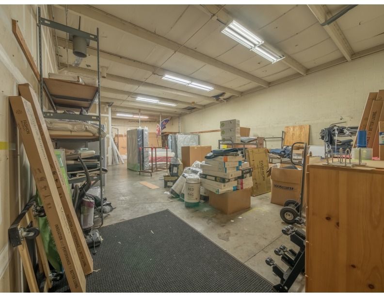 Prime Ventura Retail : 4051 E. Main Street, Ventura, CA 93003